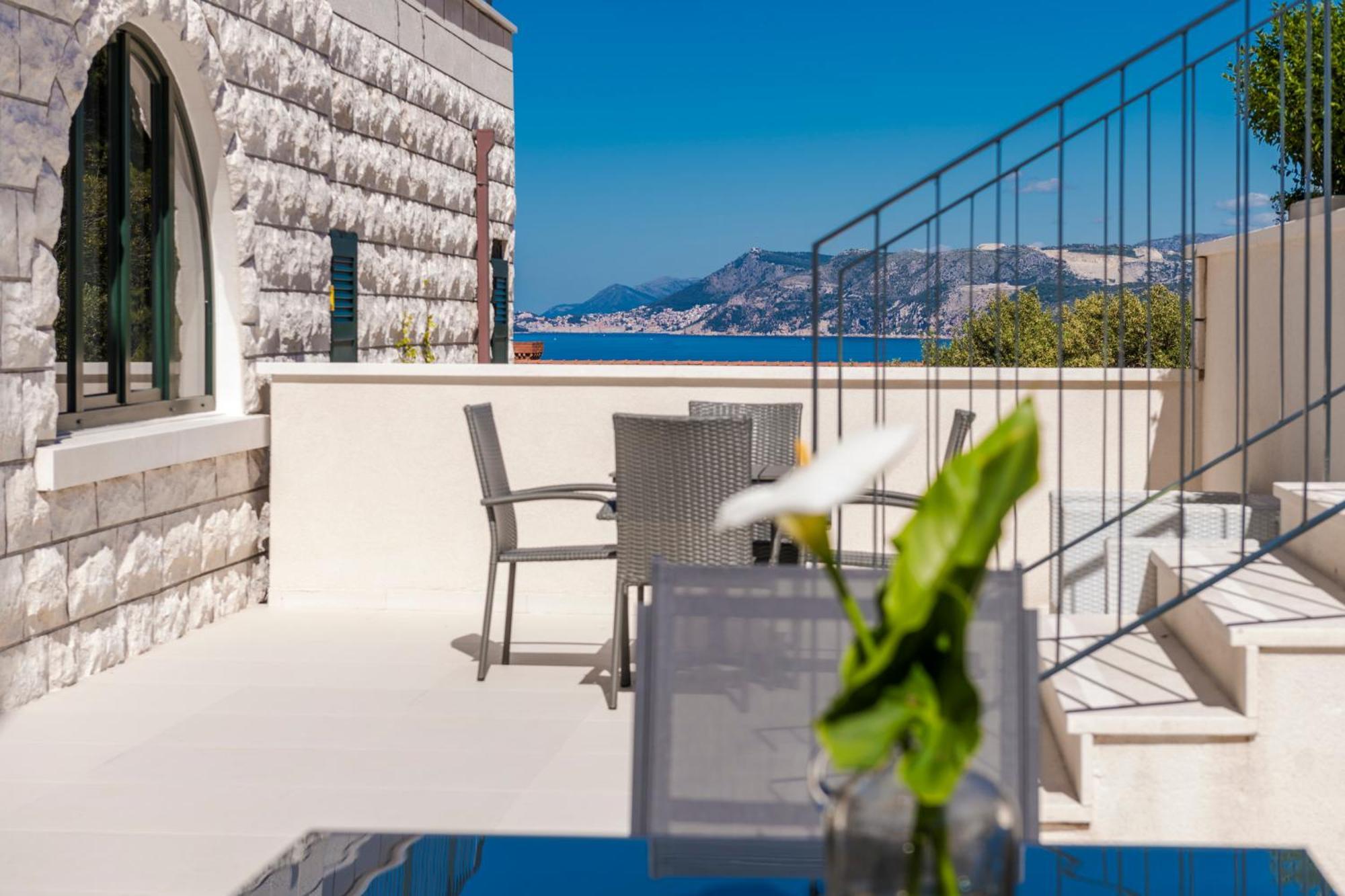 Pinko Cavtat